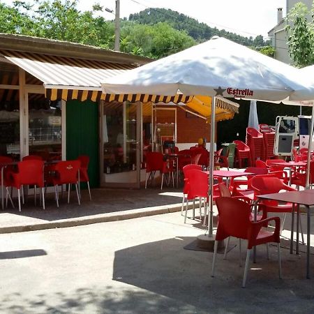 Albergue Valderrobres Auto Check-In Экстерьер фото