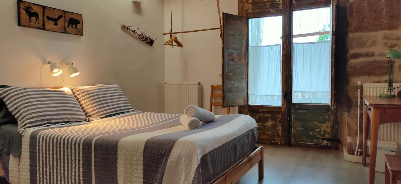 Albergue Valderrobres Auto Check-In Экстерьер фото
