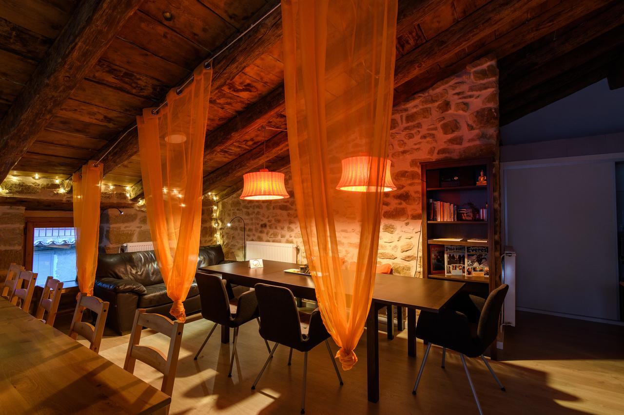 Albergue Valderrobres Auto Check-In Экстерьер фото