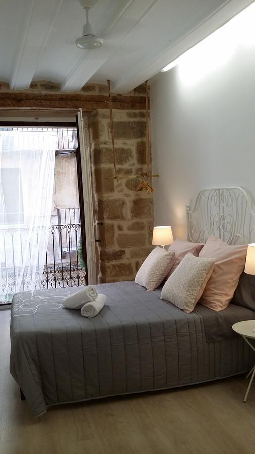 Albergue Valderrobres Auto Check-In Экстерьер фото